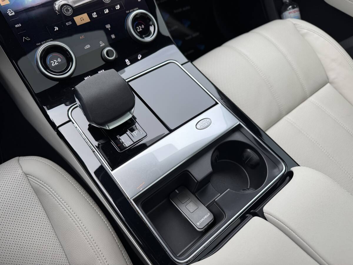 Land Rover Range Rover Velar 2022 - Тип кузова: Позашляховик / Кросовер 