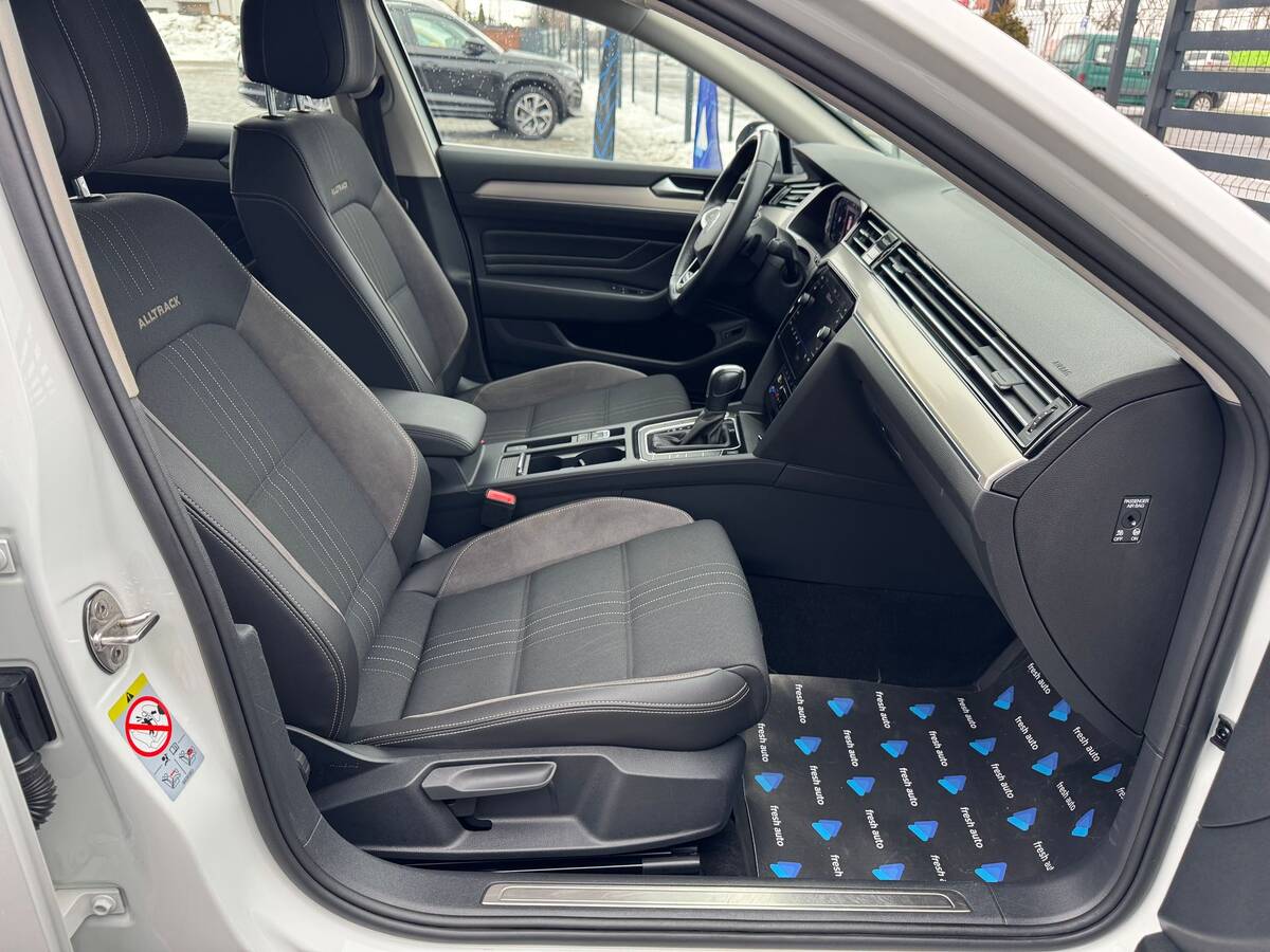 Volkswagen Passat Alltrack 2021 - фреш авто рівне