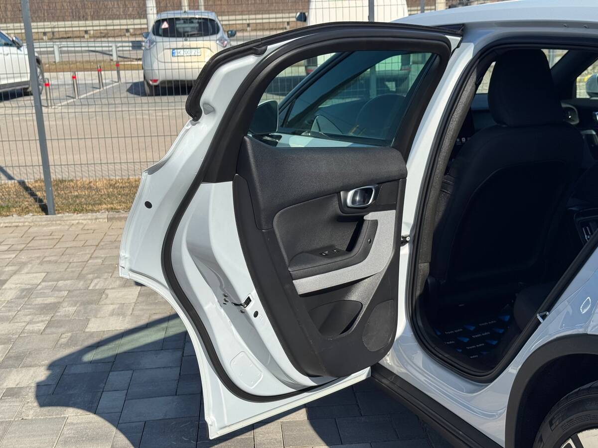 Polestar 2 2023 - Батарея: 78 кВт