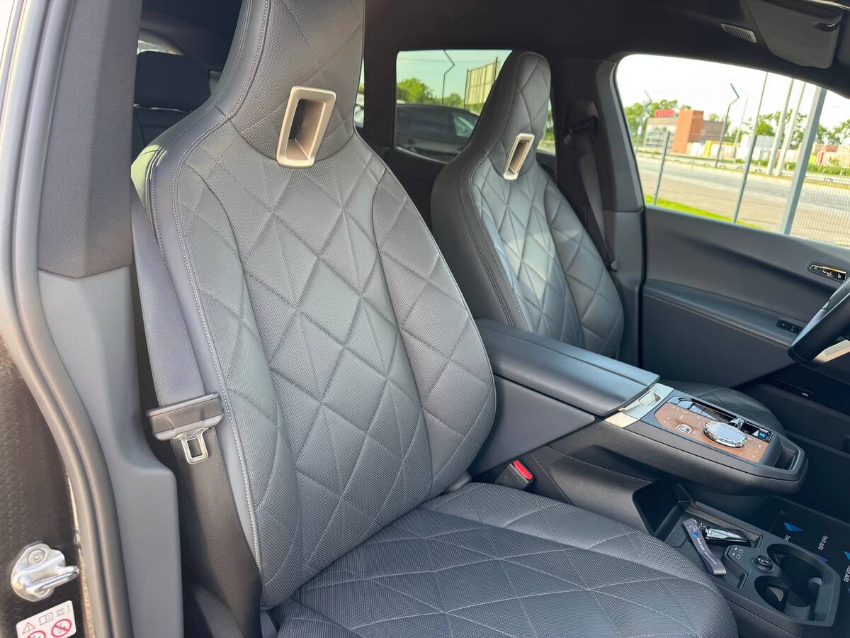 BMW IX M60 2023 - fresh avto
