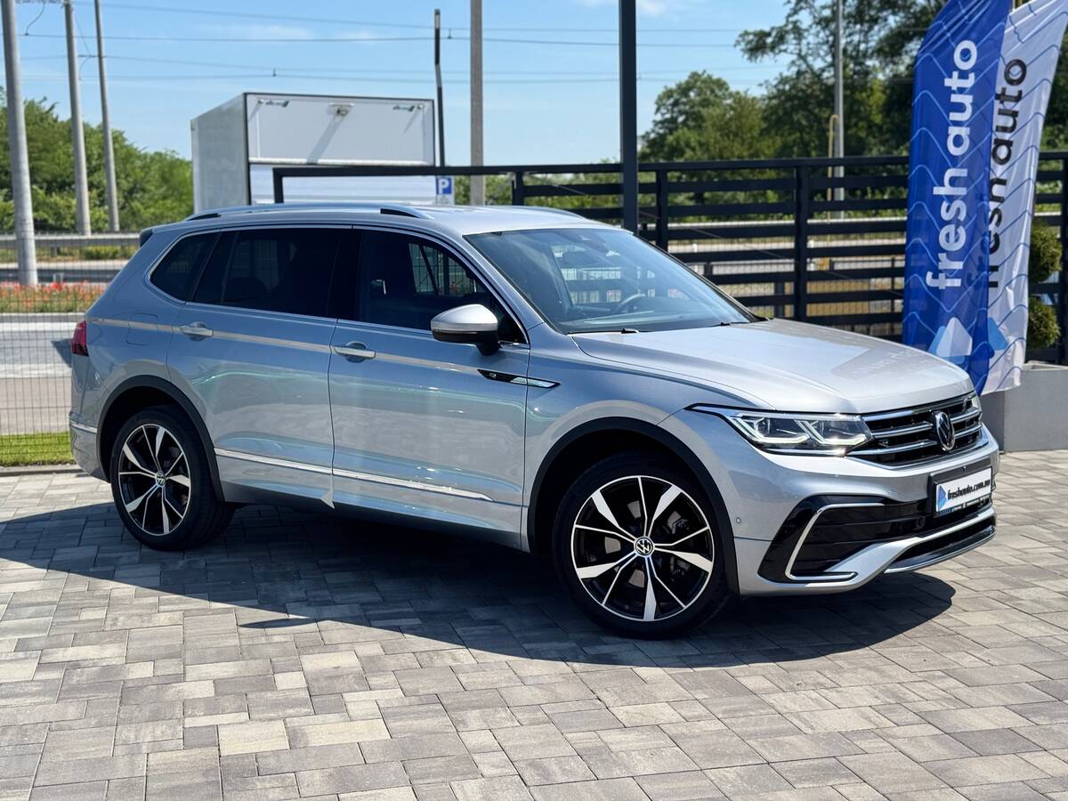 Volkswagen Tiguan Allspace 2022 - Кількість місць: 5 