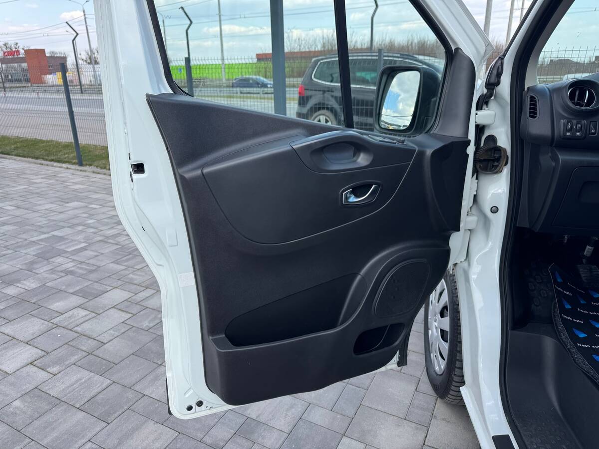 Renault Trafic 2021 - фрешавто