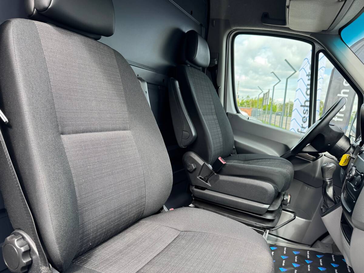 Mercedes-Benz Sprinter 2018 - fresh auto