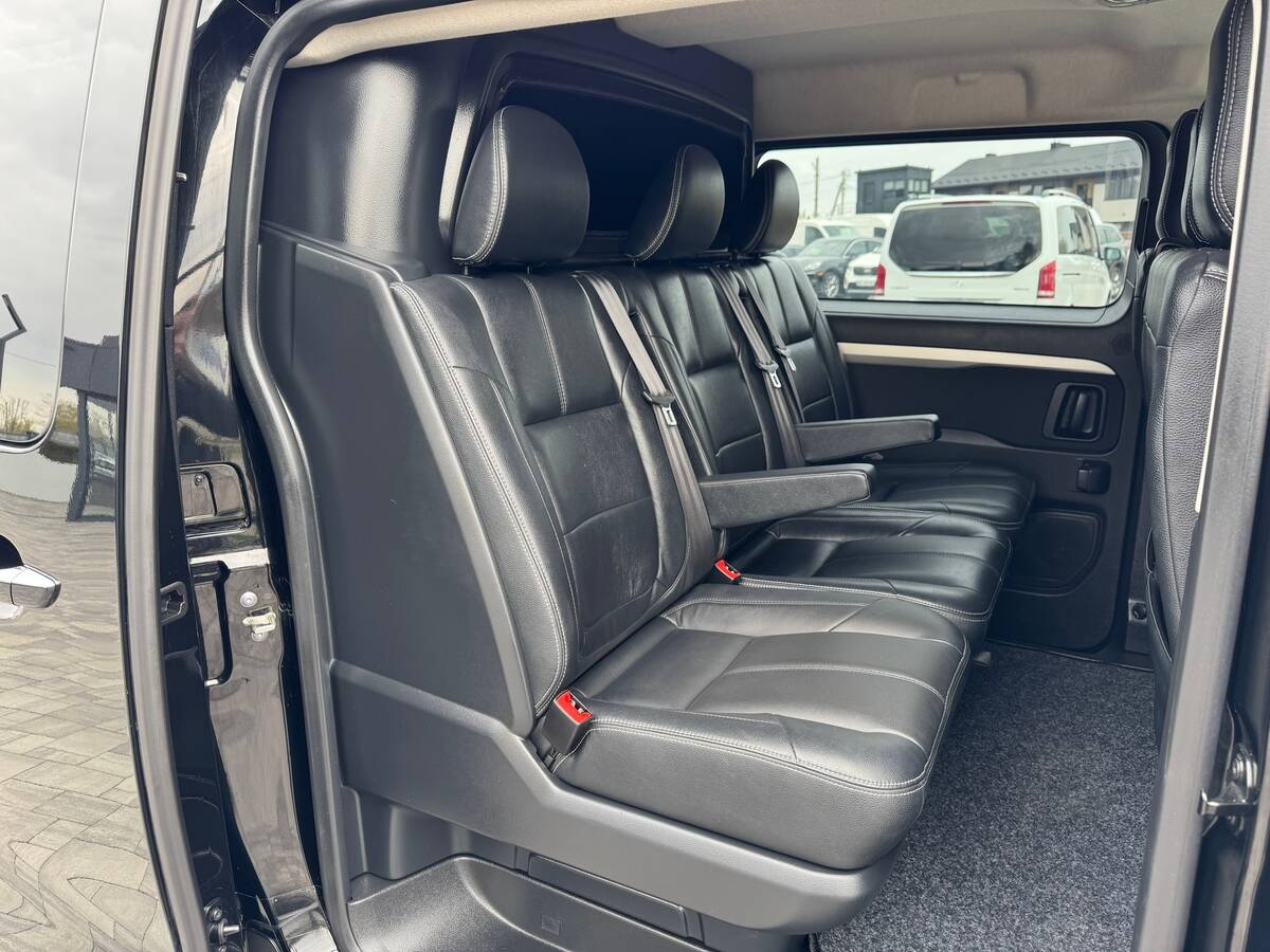 Opel Vivaro 2020 - фреш авто