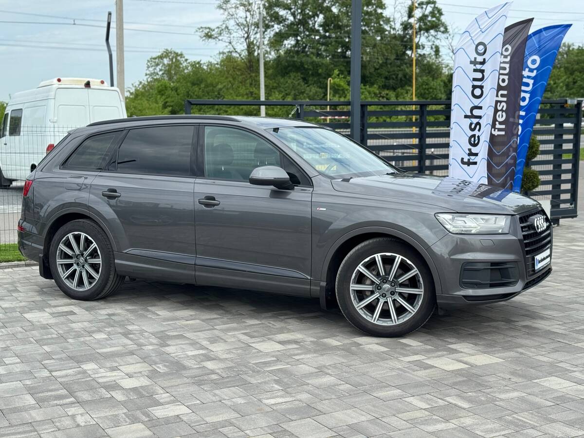 Audi Q7 2018 - Odometr: 370 thnd km