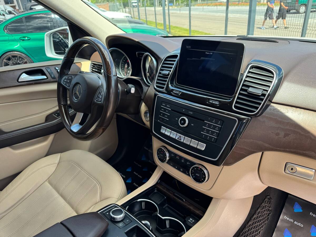 Mercedes-Benz GLE-Class 2018 - сайт фреш авто