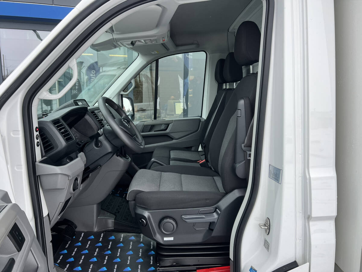 Volkswagen crafter 2021 - фрешавто