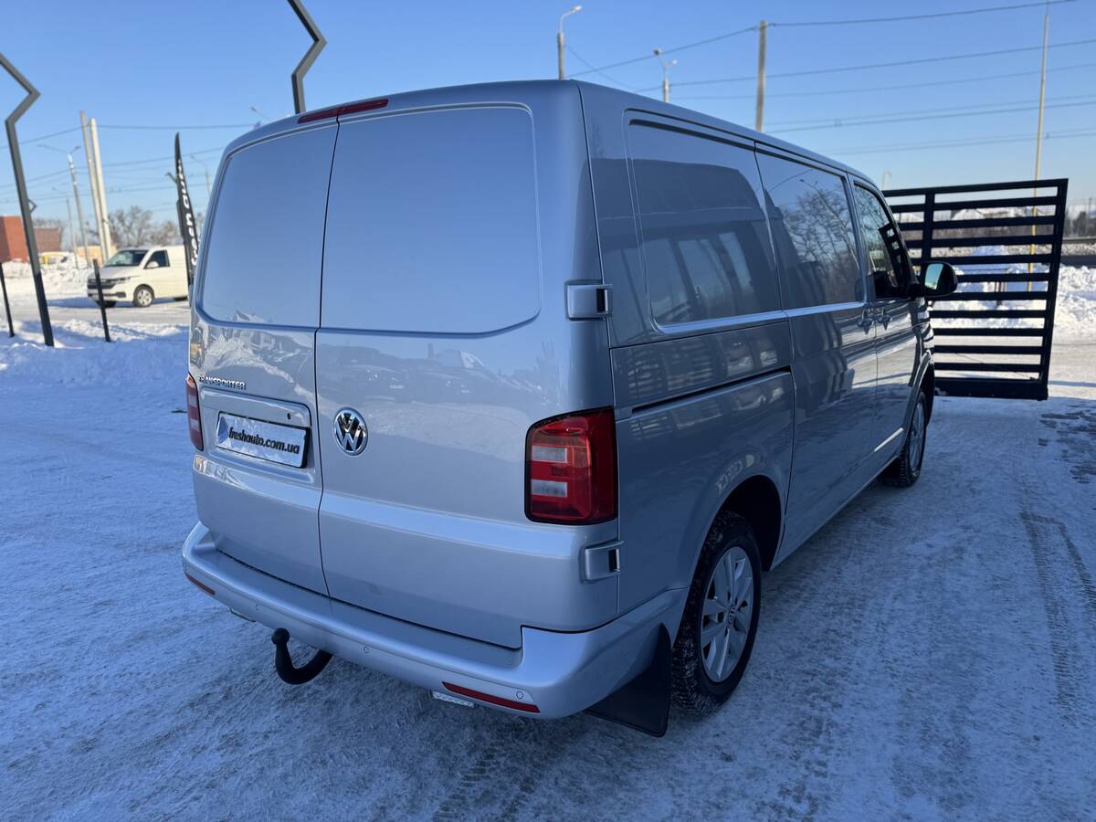 Volkswagen Transporter 2019 - fresh auto