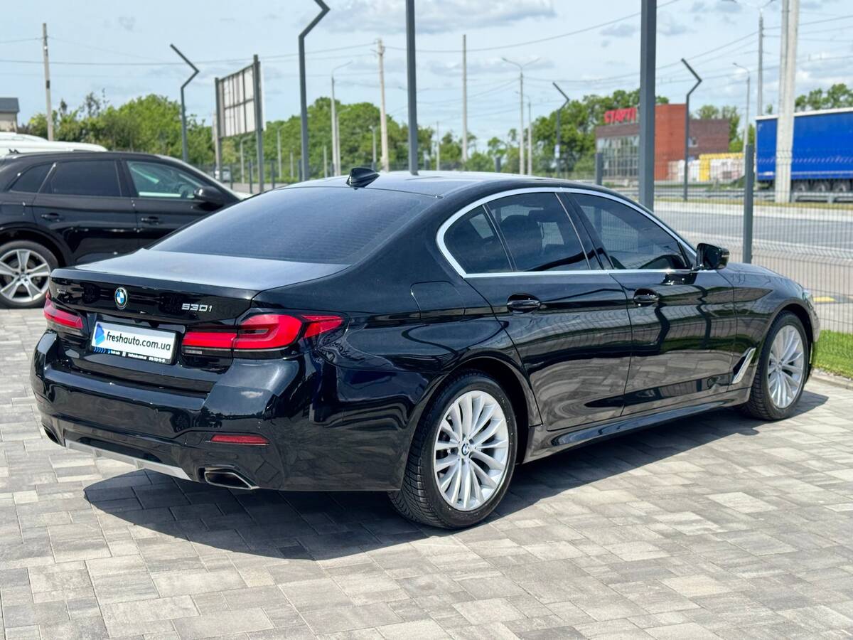 BMW 530 I 2020 (БМВ 530 I) — фото 3 з 5