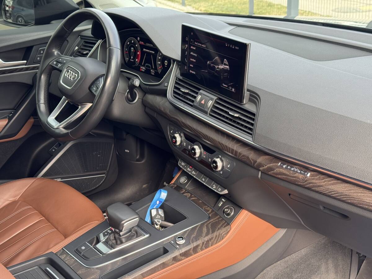 Audi Q5 2021 - Комплектація: Advanced 