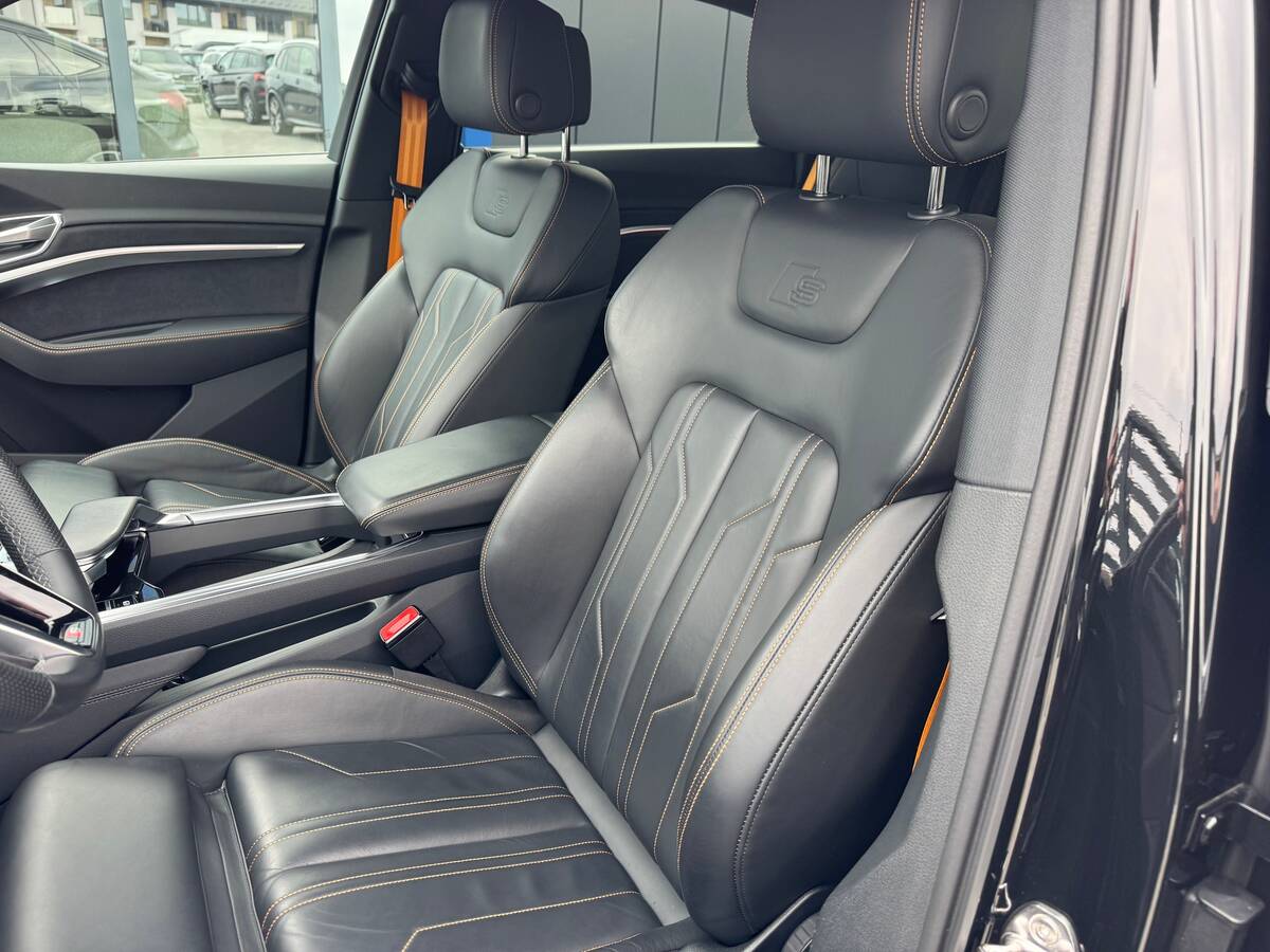 Audi e-tron 2022 - fresh avto
