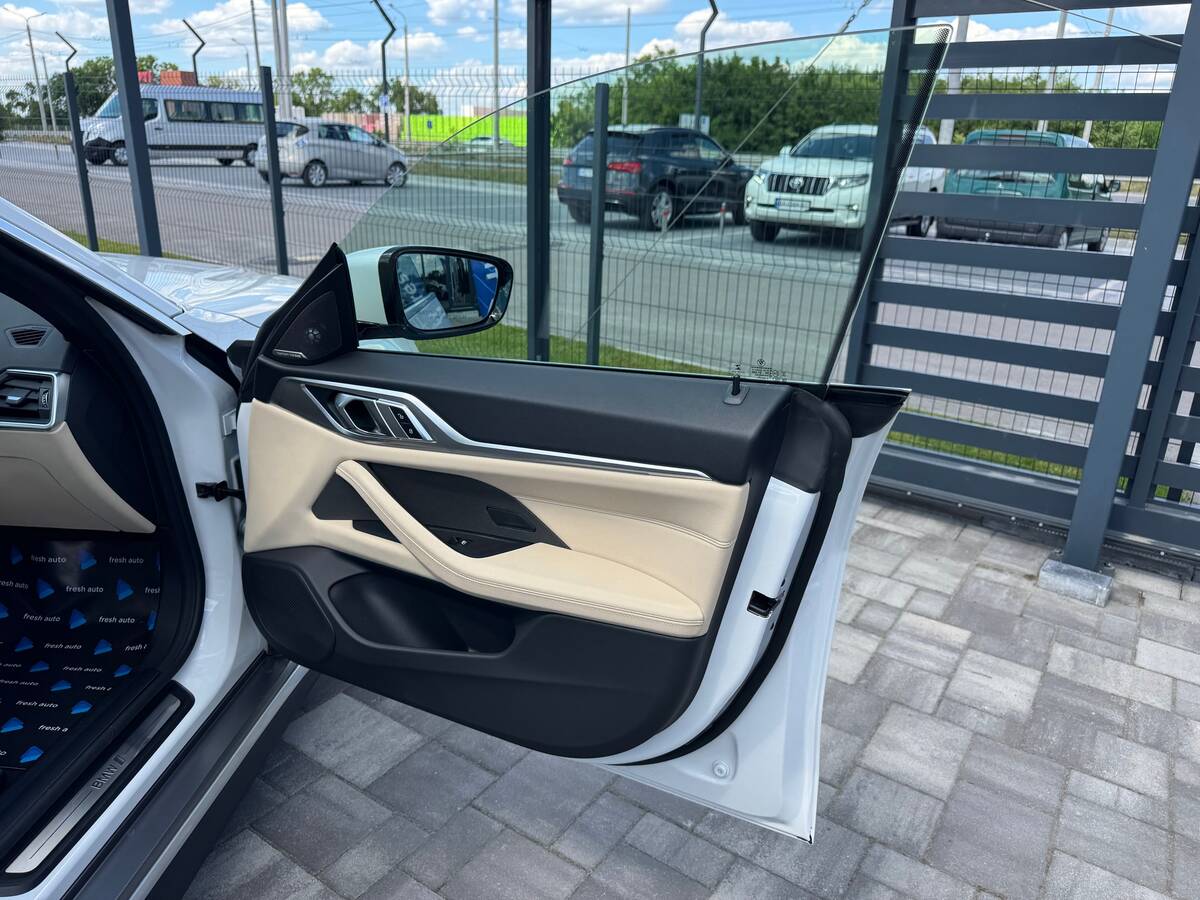 BMW i4 2022 - сайт фреш авто
