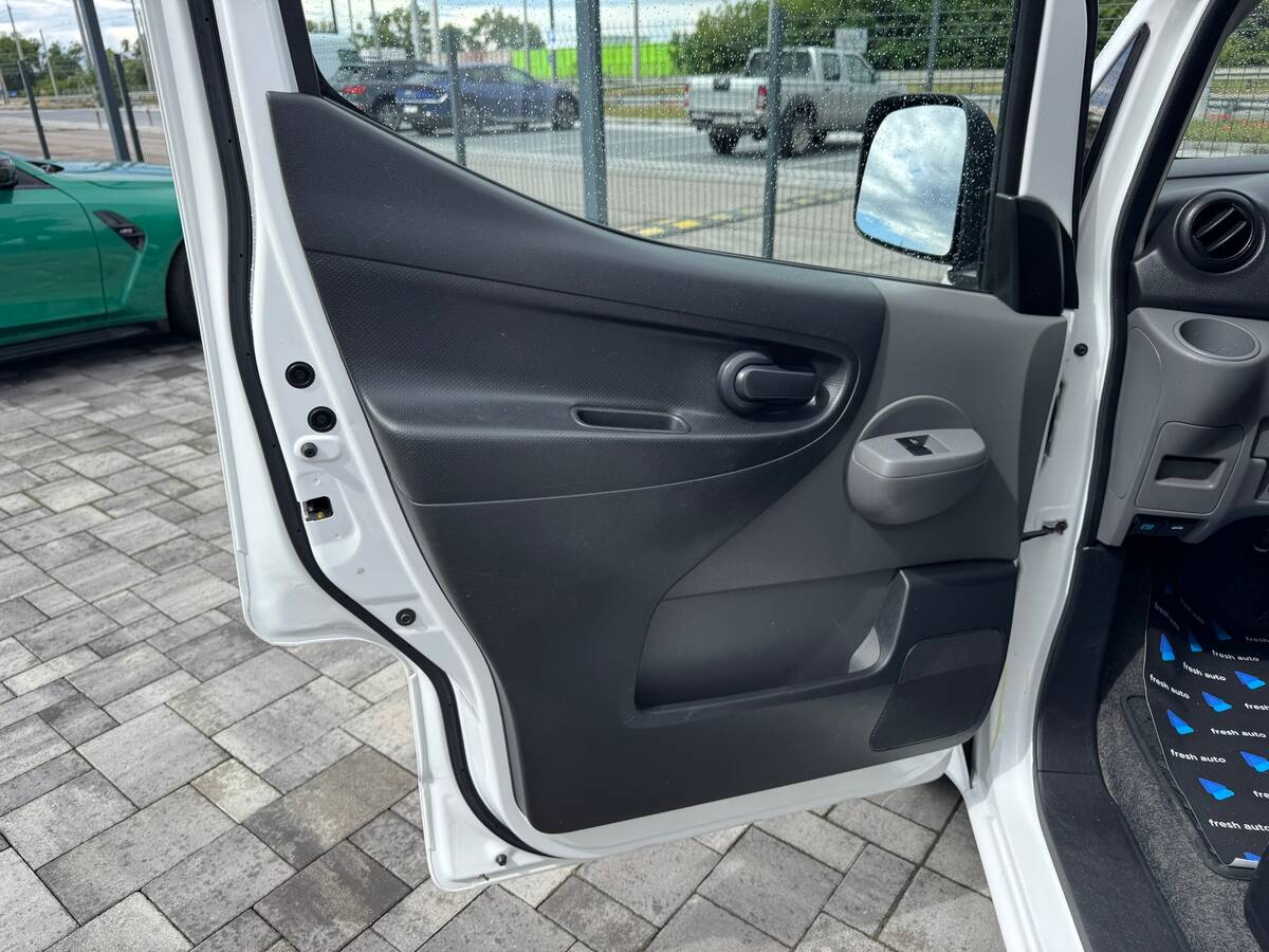 Nissan e-NV200 2020 - fresh auto