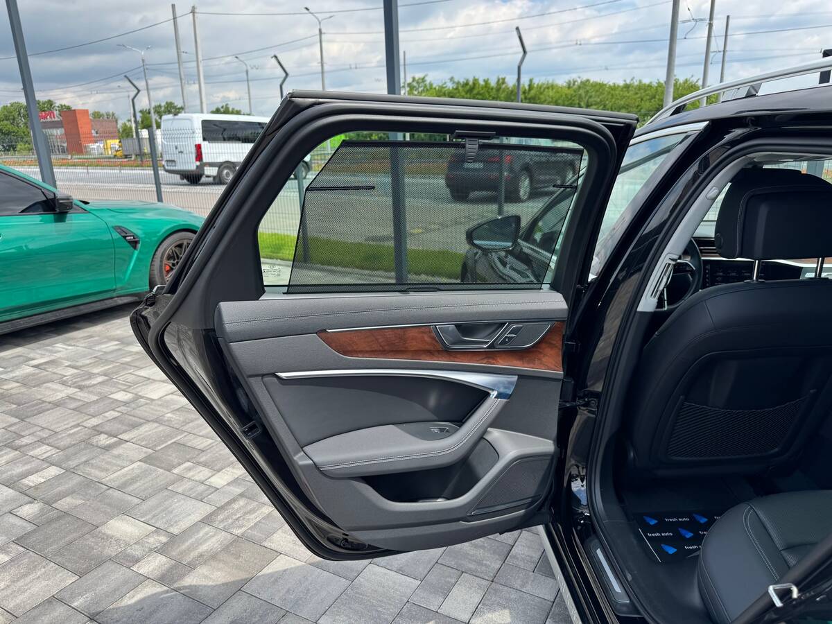 Audi A6 Allroad 2020 - Кількість місць: 5 