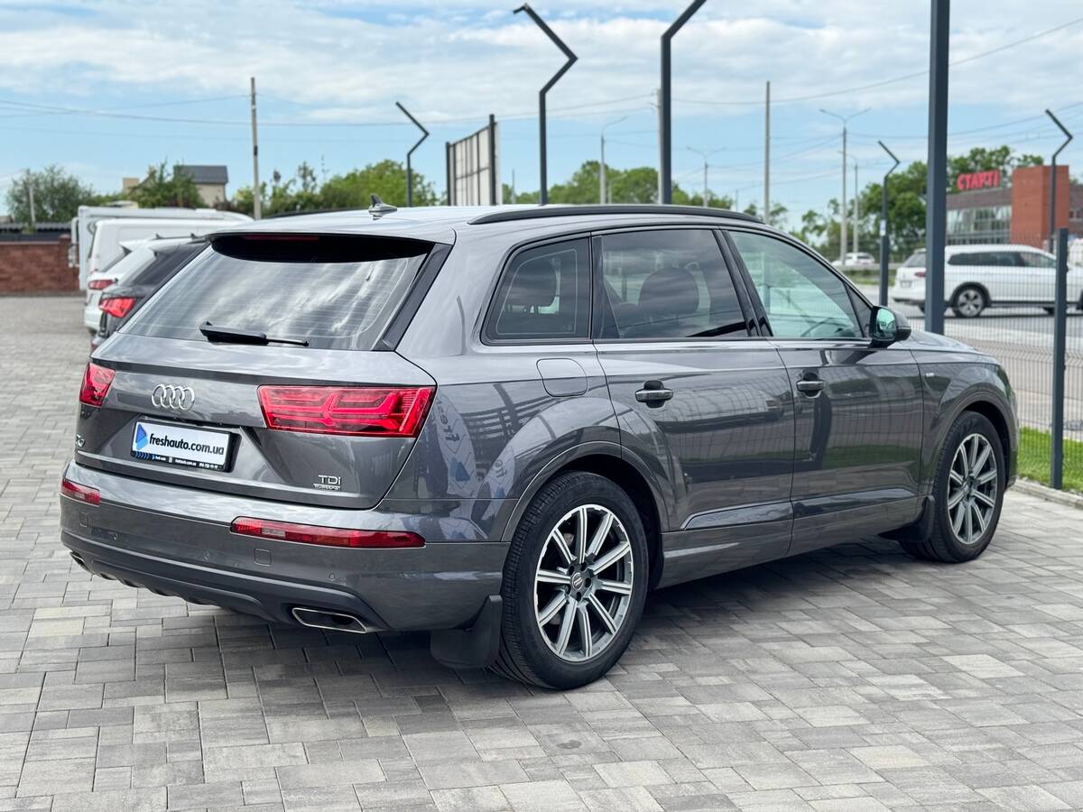Audi Q7 2018 - HP: 272 HP