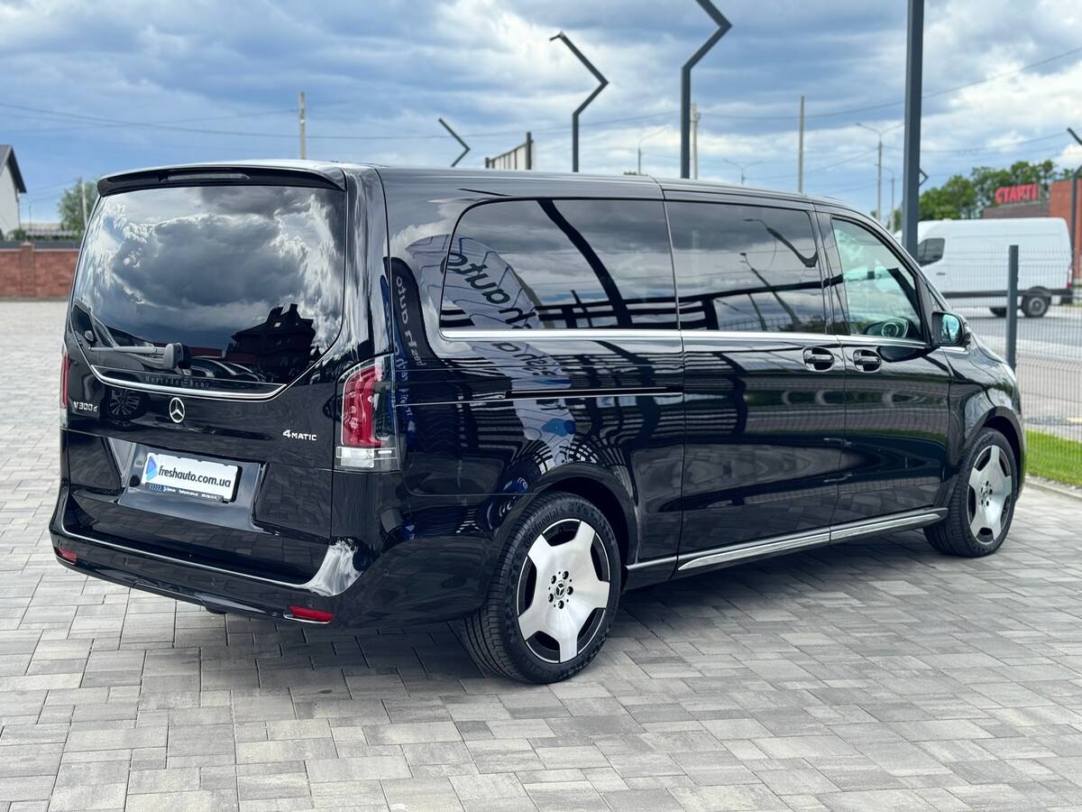 Mercedes-Benz V-Class 2025