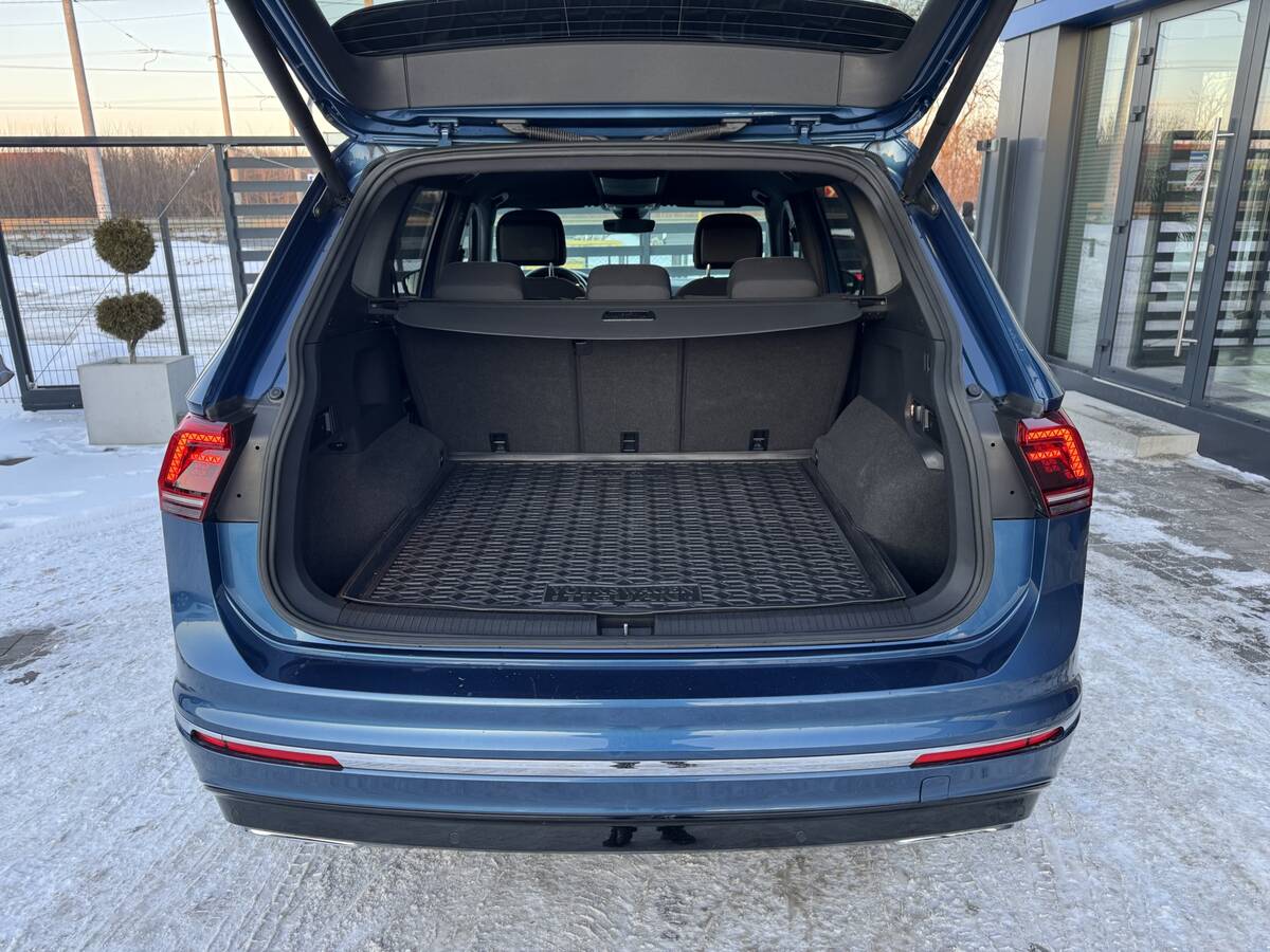 Volkswagen Tiguan 2018 - Привід: Повний 