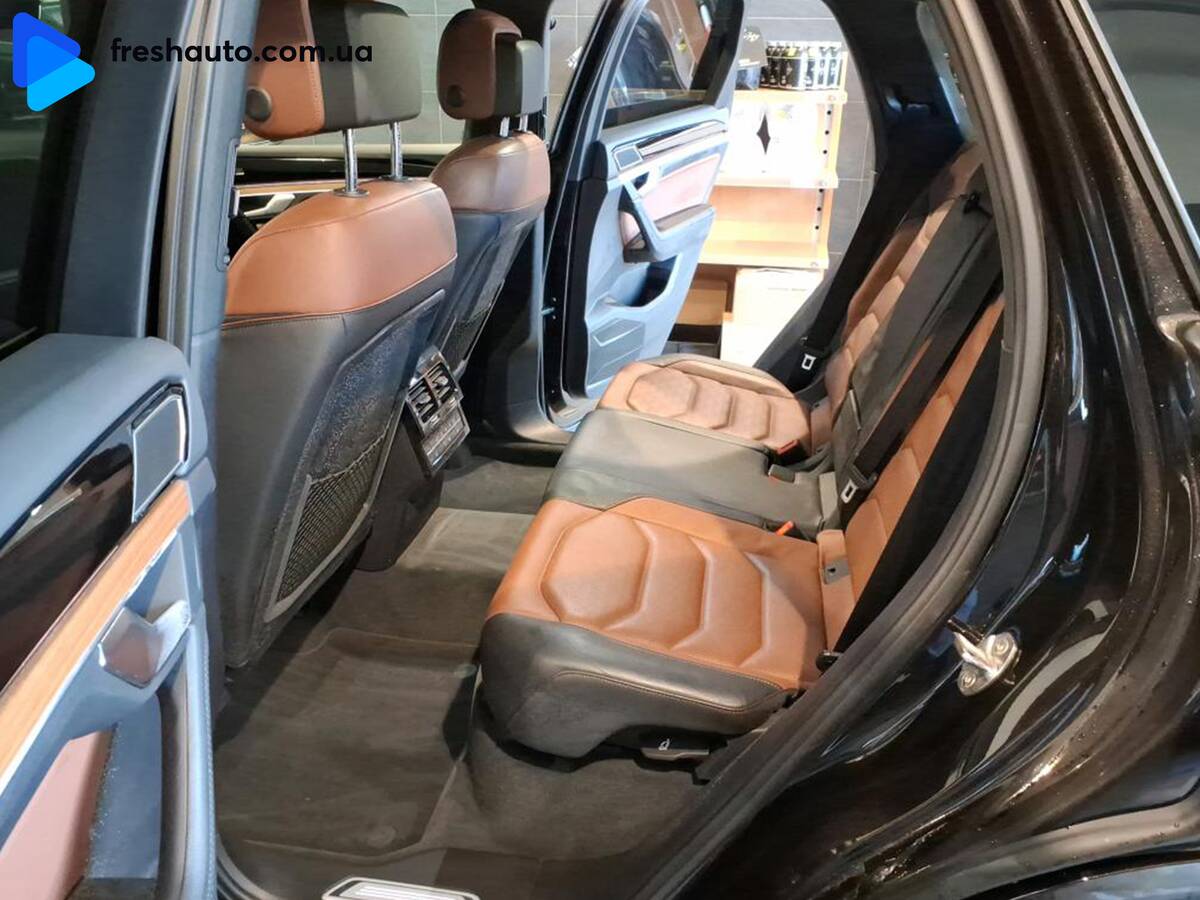 Volkswagen Touareg R 2020 - Коробка передач: Автомат 