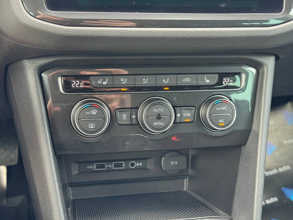 Volkswagen Tiguan 2019 - Об'єм двигуна: 2.0 л.