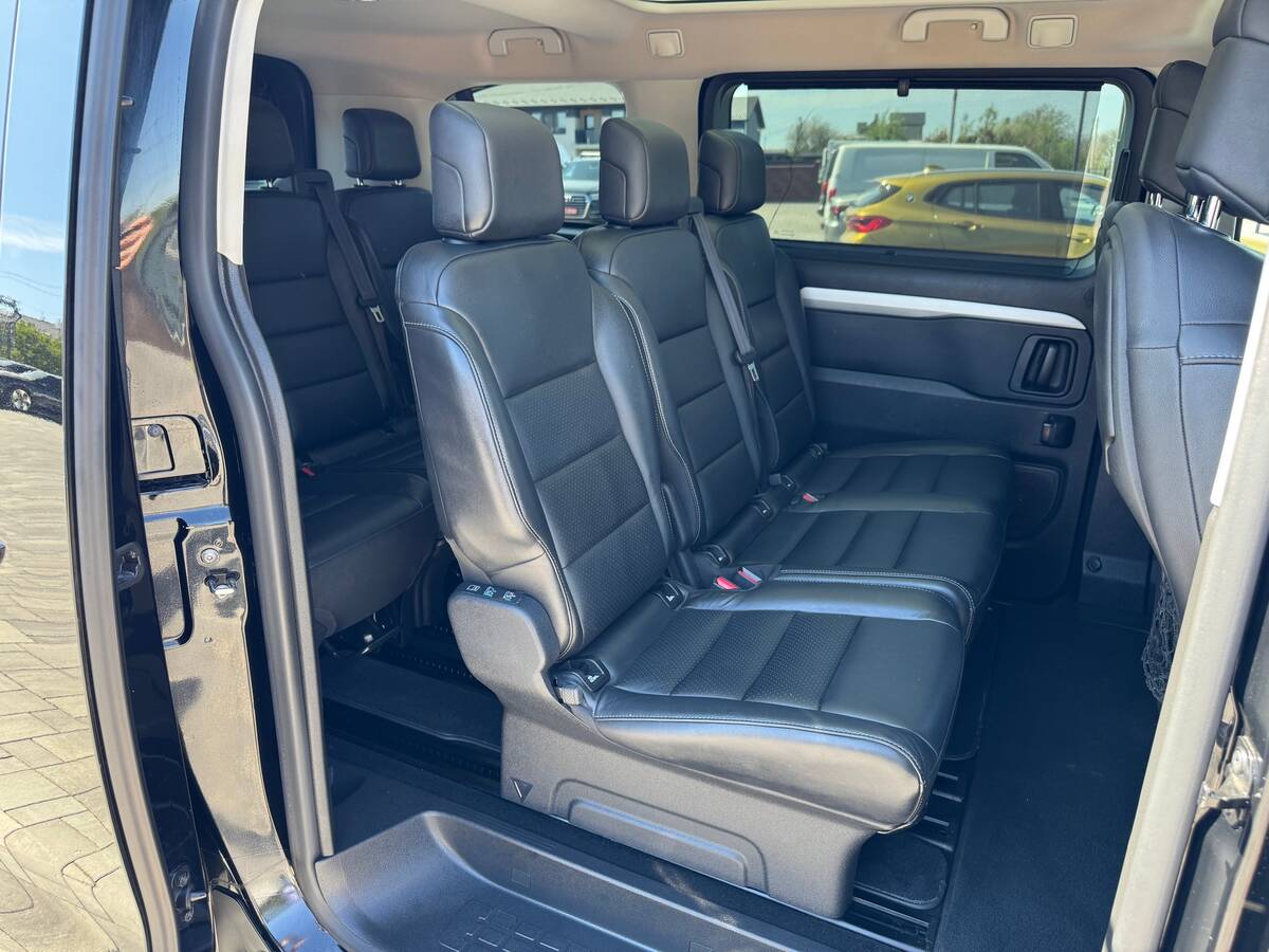 Peugeot Traveller 2020 - fresh avto