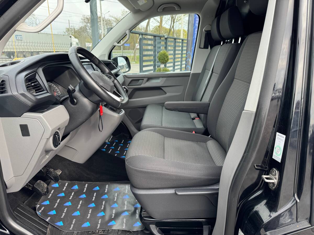 Volkswagen Transporter 2020 - Тип авто: Trucks 