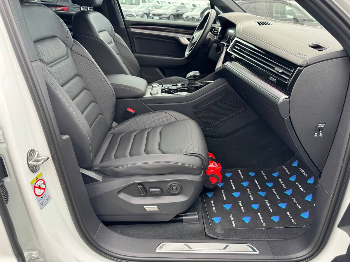 Volkswagen Touareg R 2022 - fresh auto рівне