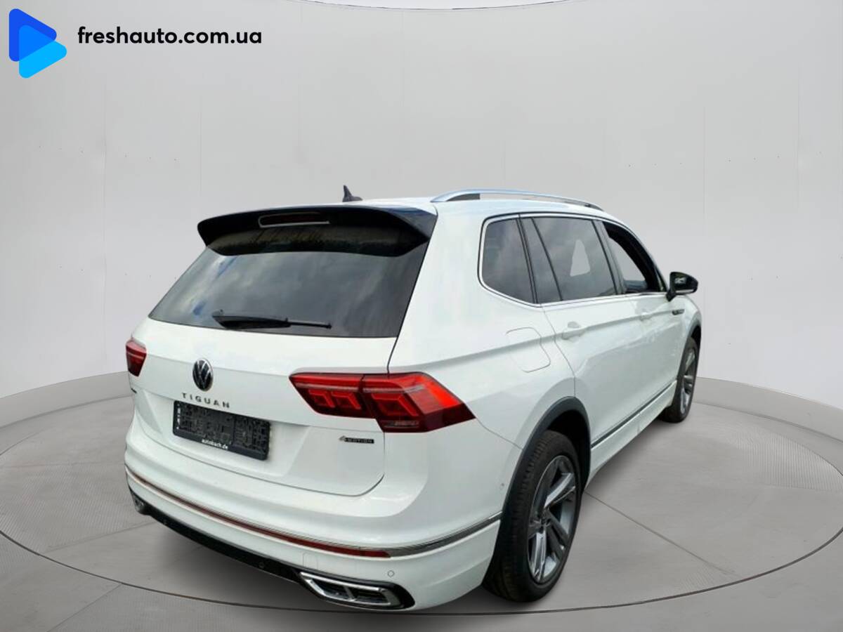 Volkswagen Tiguan Allspace 2022 - Transmission: Automatic 