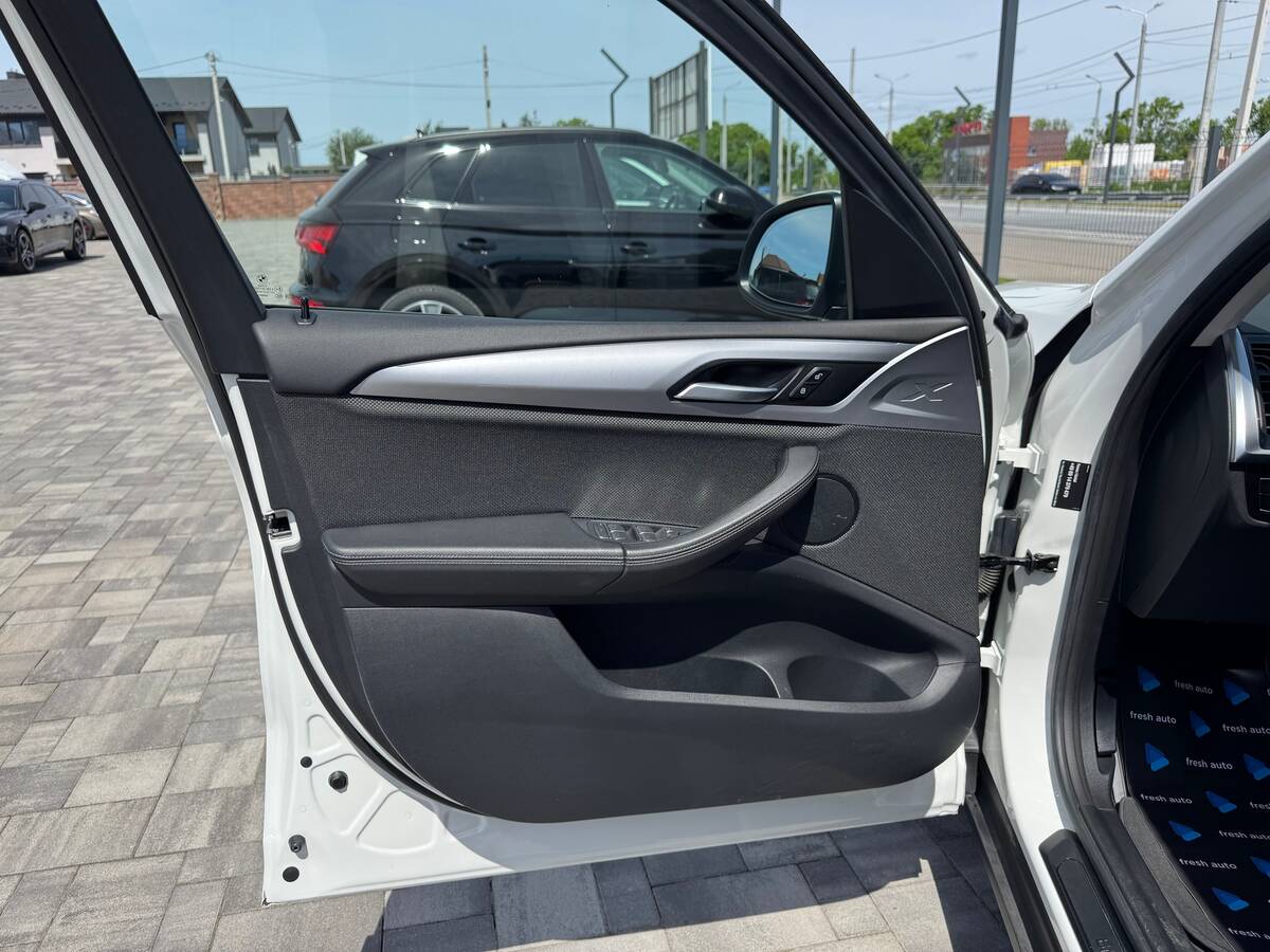BMW X3 2021 - fresh auto