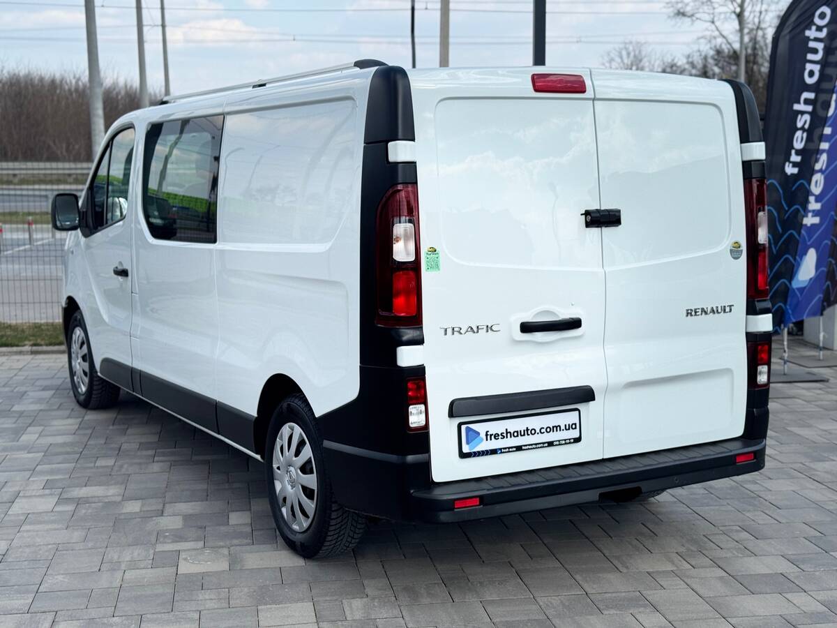 Renault Trafic 2021 - фреш авто
