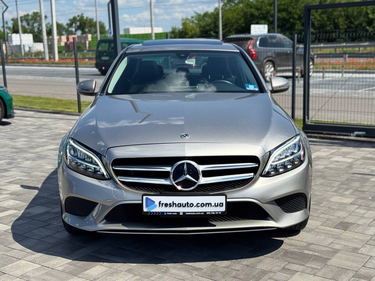 Mercedes-Benz C-Class 2018 - Тип авто: Passengers 