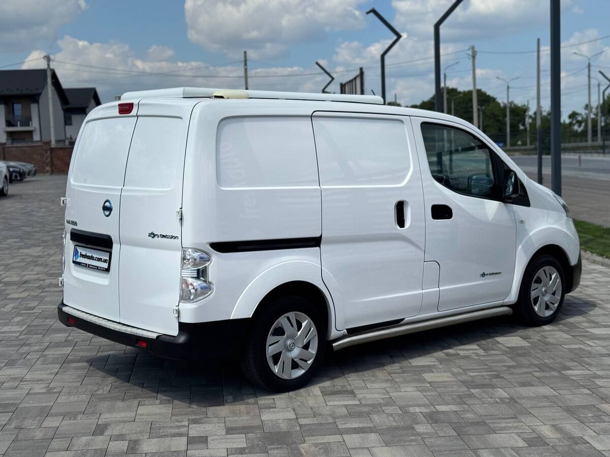 Nissan NV200 2015 (Ніссан NV200) — фото 3 з 5