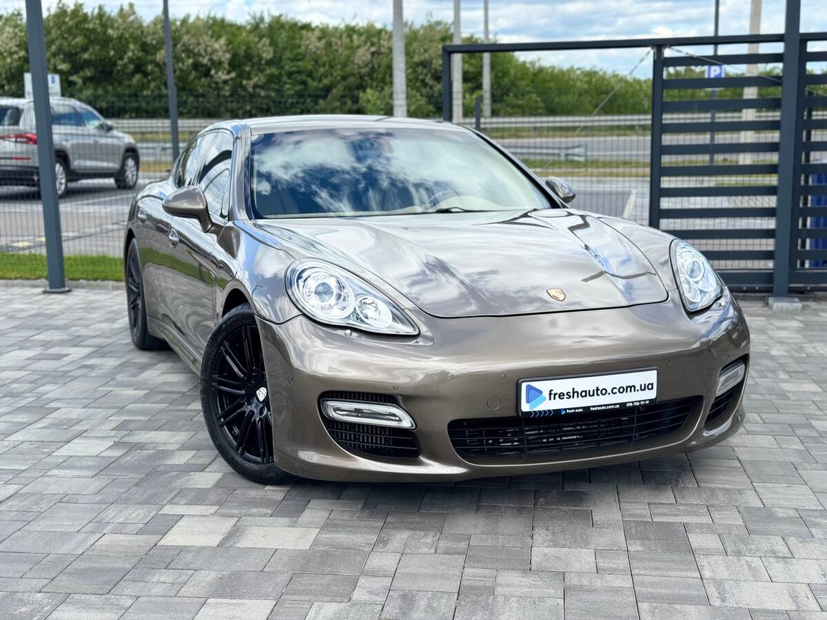 Porsche Panamera 2011