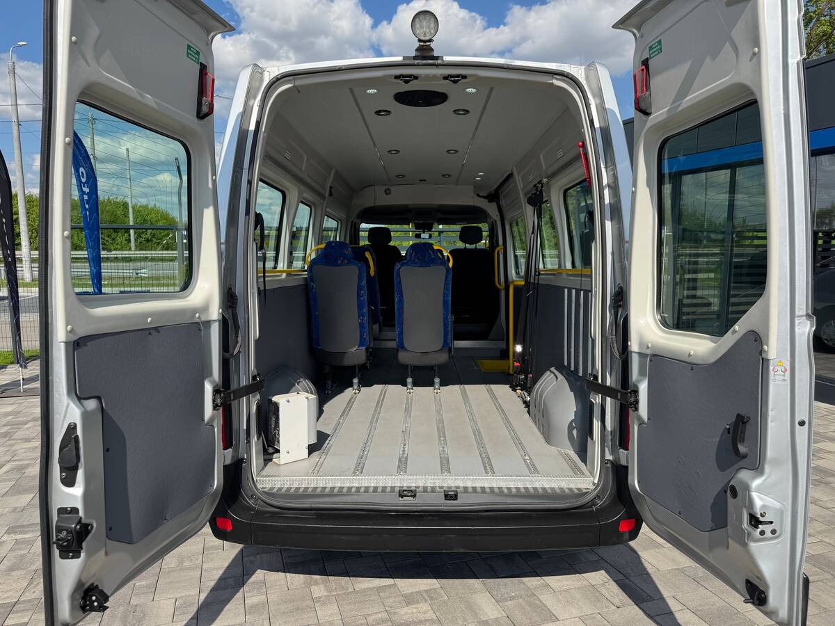 Nissan NV400 2015 - Odometr: 229 thnd km