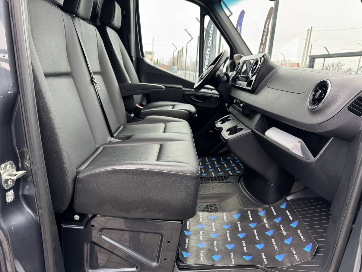 Mercedes-Benz Sprinter 2020 - fresh auto