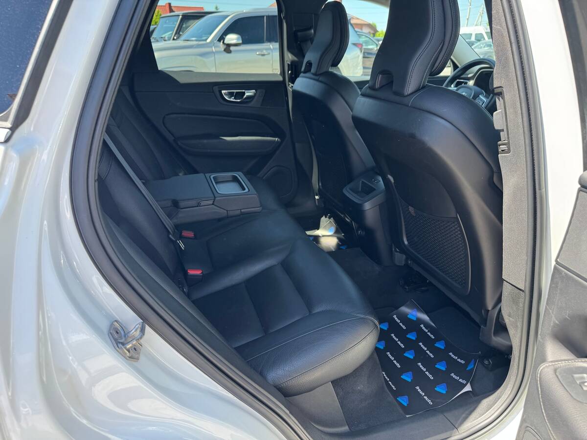Volvo XC60 2018 - freshauto