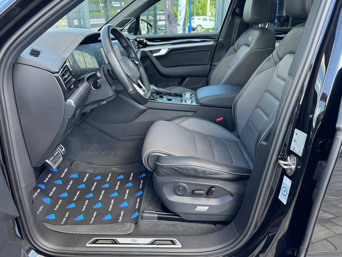 Volkswagen Touareg 2022 - сайт фреш авто