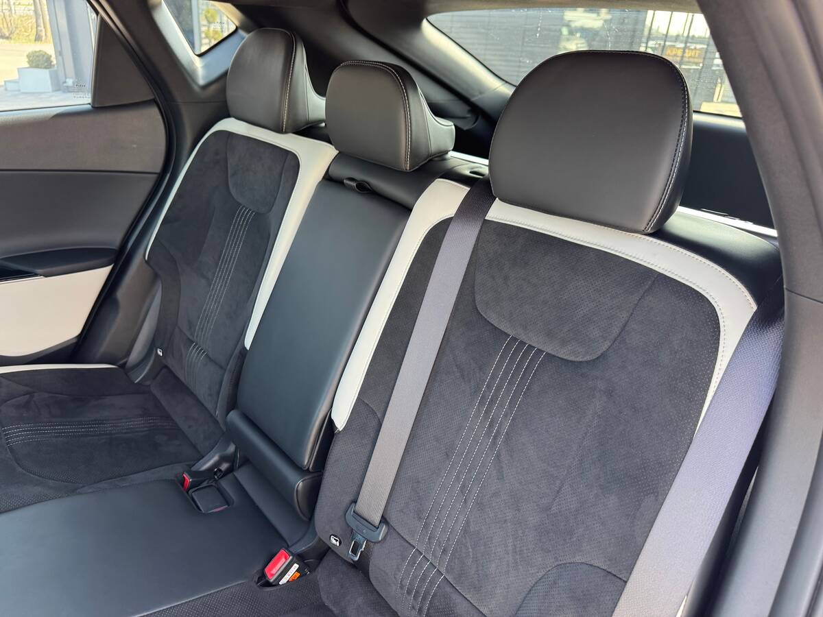 Kia EV6 2021 - Кількість місць: 5 