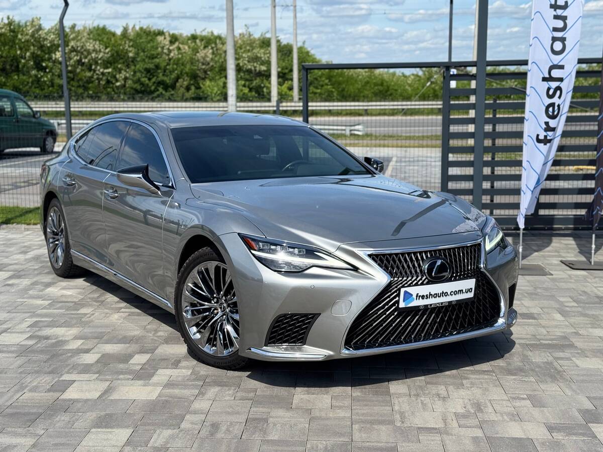 Lexus LS500 2022