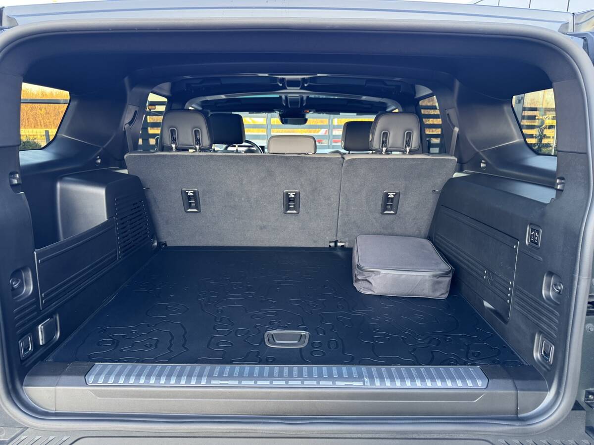 Hummer EV SUV 3X 2023 - Комплектація: 3X 