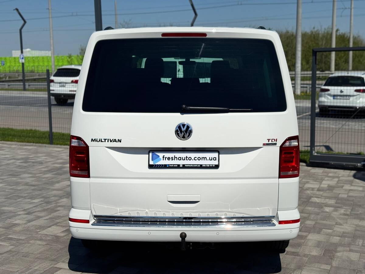 Volkswagen Multivan 2017 - Пробіг: 195 тис. км