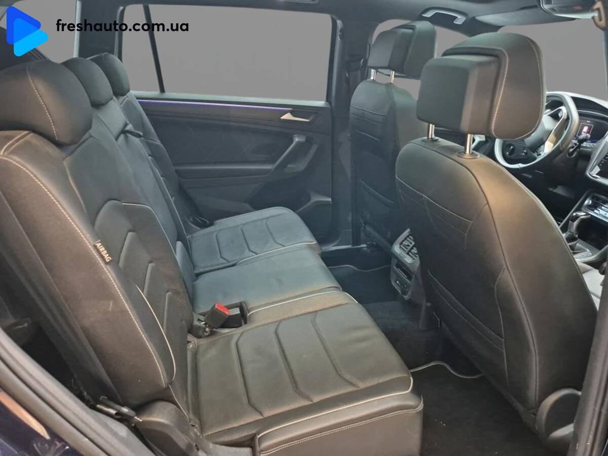 Volkswagen Tiguan Allspace 2022 - Комплектація: R/R 