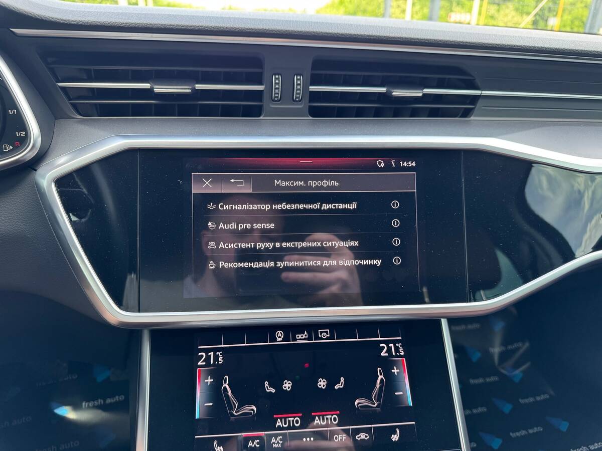 Audi A6 2019 - Кількість місць: 5 