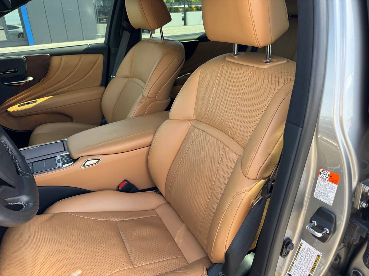 Lexus LS500 2022 - Місцезнаходження: В Україні 