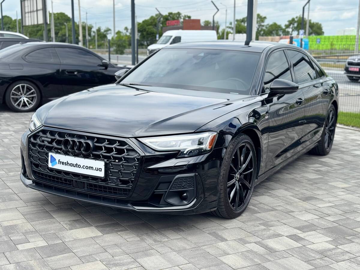 Audi A8 2024 - Тип палива: Бензин 