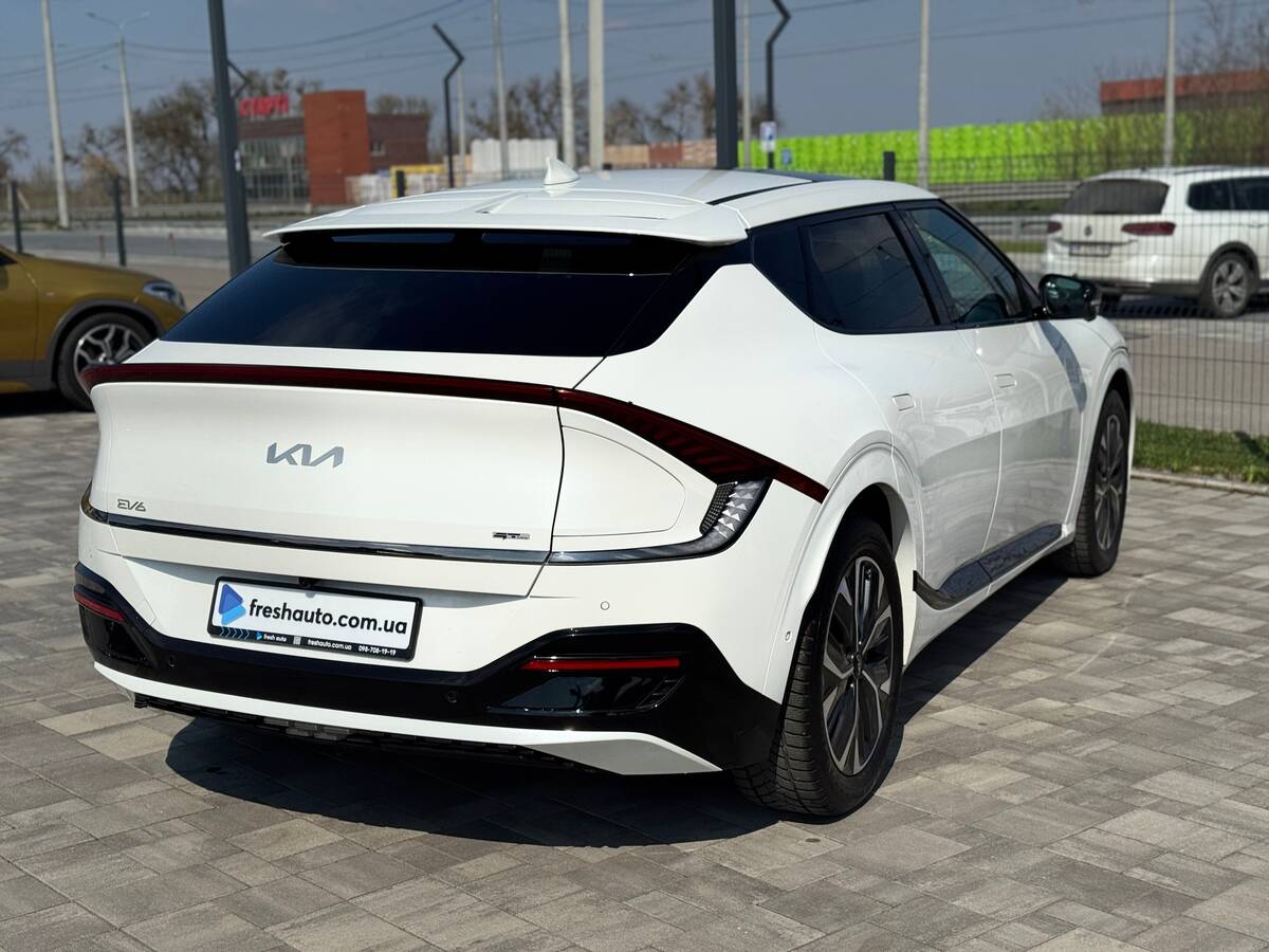 Kia EV6 2021 - fresh auto