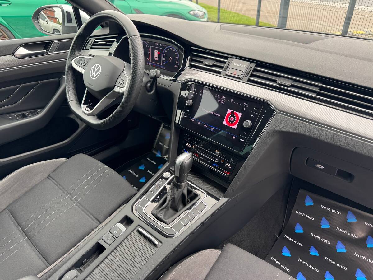 Volkswagen Passat Alltrack 2023 - сайт фреш авто