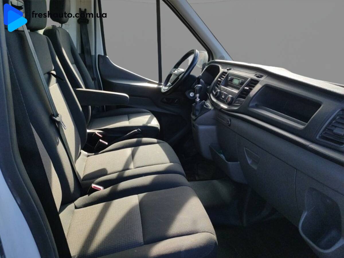 Ford Transit 2020 - Transmission: Manual 