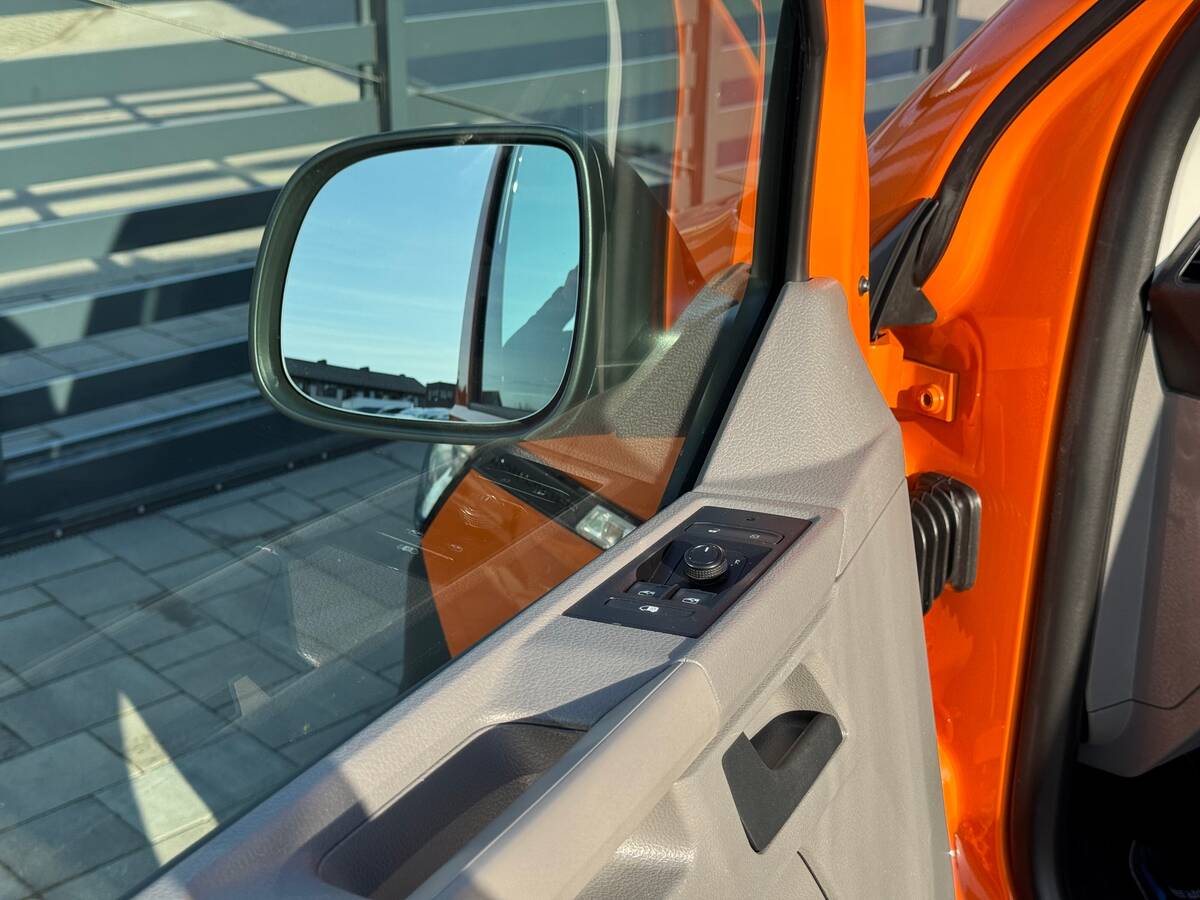 Volkswagen Transporter 2020 - fresh auto