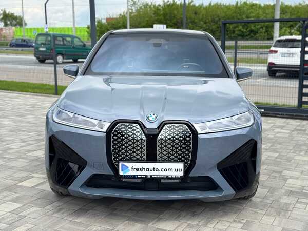 BMW iX 2023