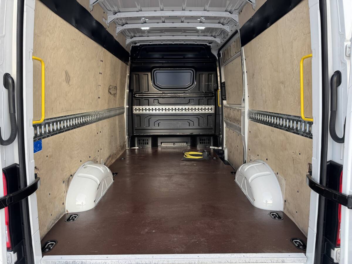 Volkswagen crafter 2020 - Потужність: 136 кс